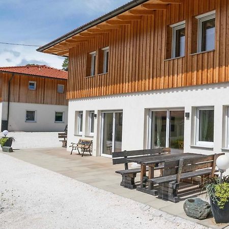 4Luxurioeses Ferienhaus In Traumhafter Landschaft Дебріах Екстер'єр фото